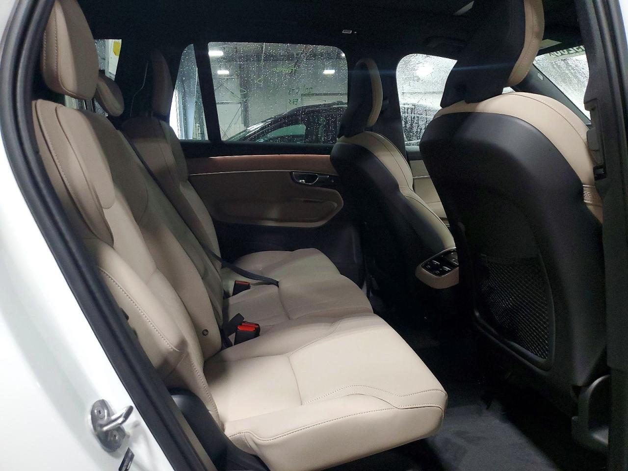 Volvo XC90 Plus