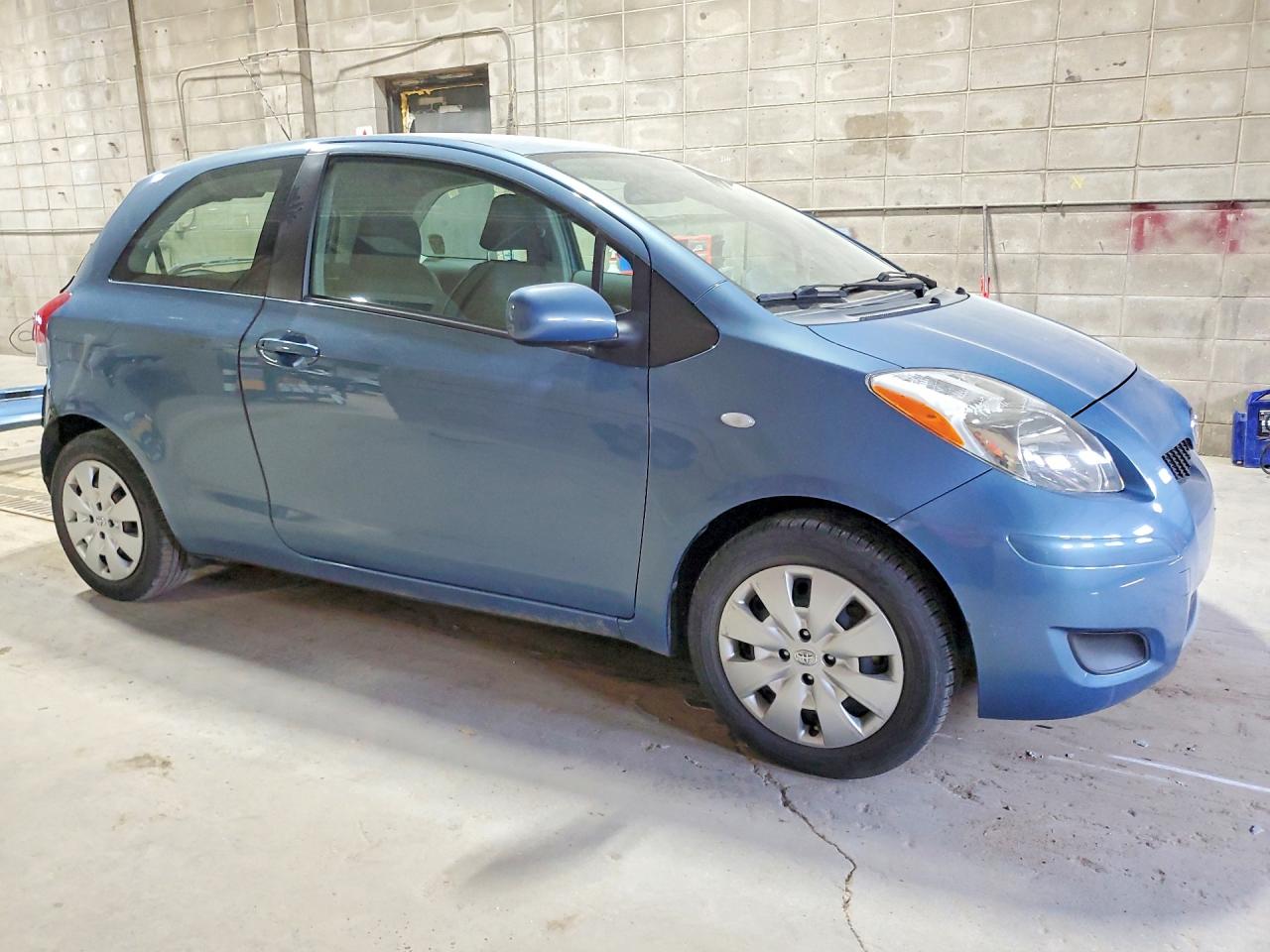 Toyota Yaris Base