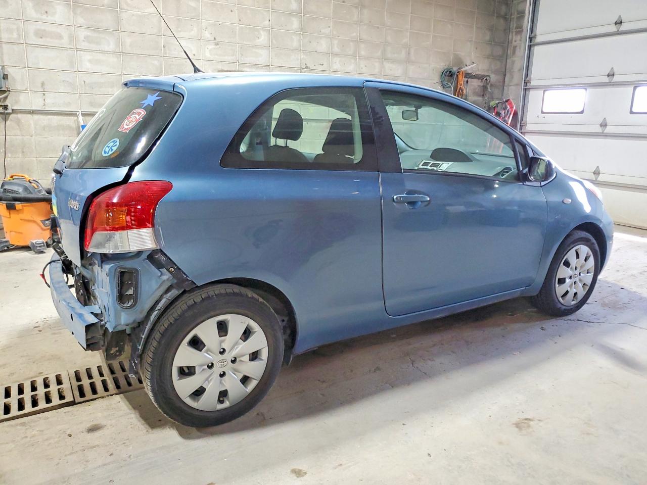 Toyota Yaris Base