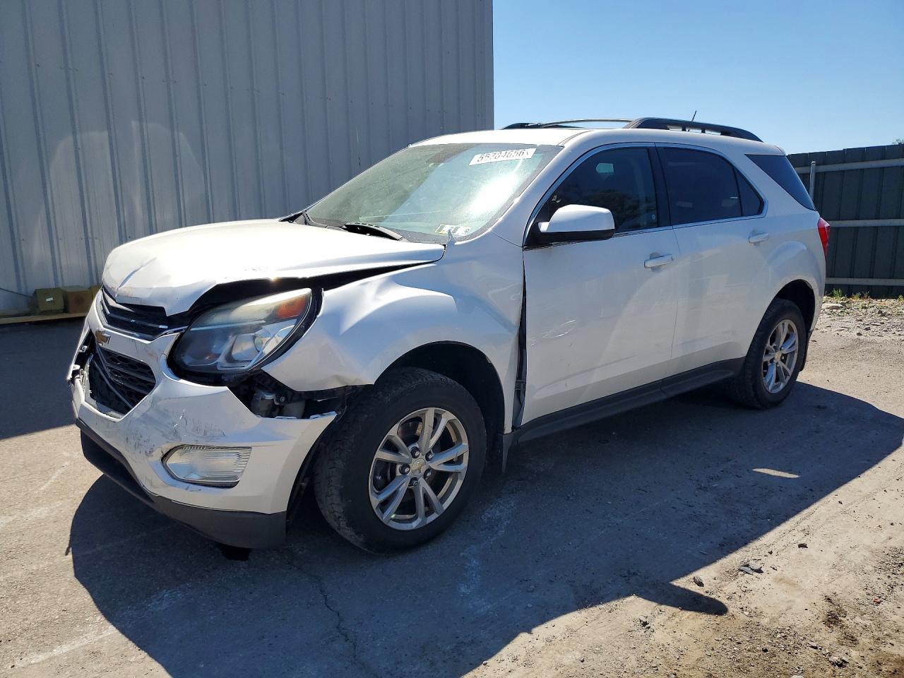 Salvage Chevrolet Equinox Image