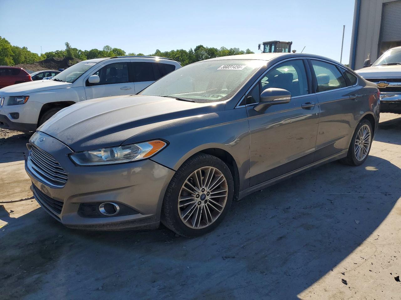 Salvage Ford Fusion Image