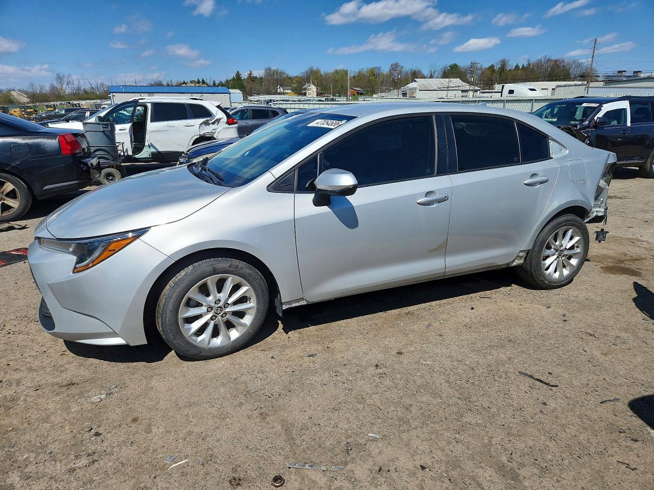 Salvage Toyota Corolla Image