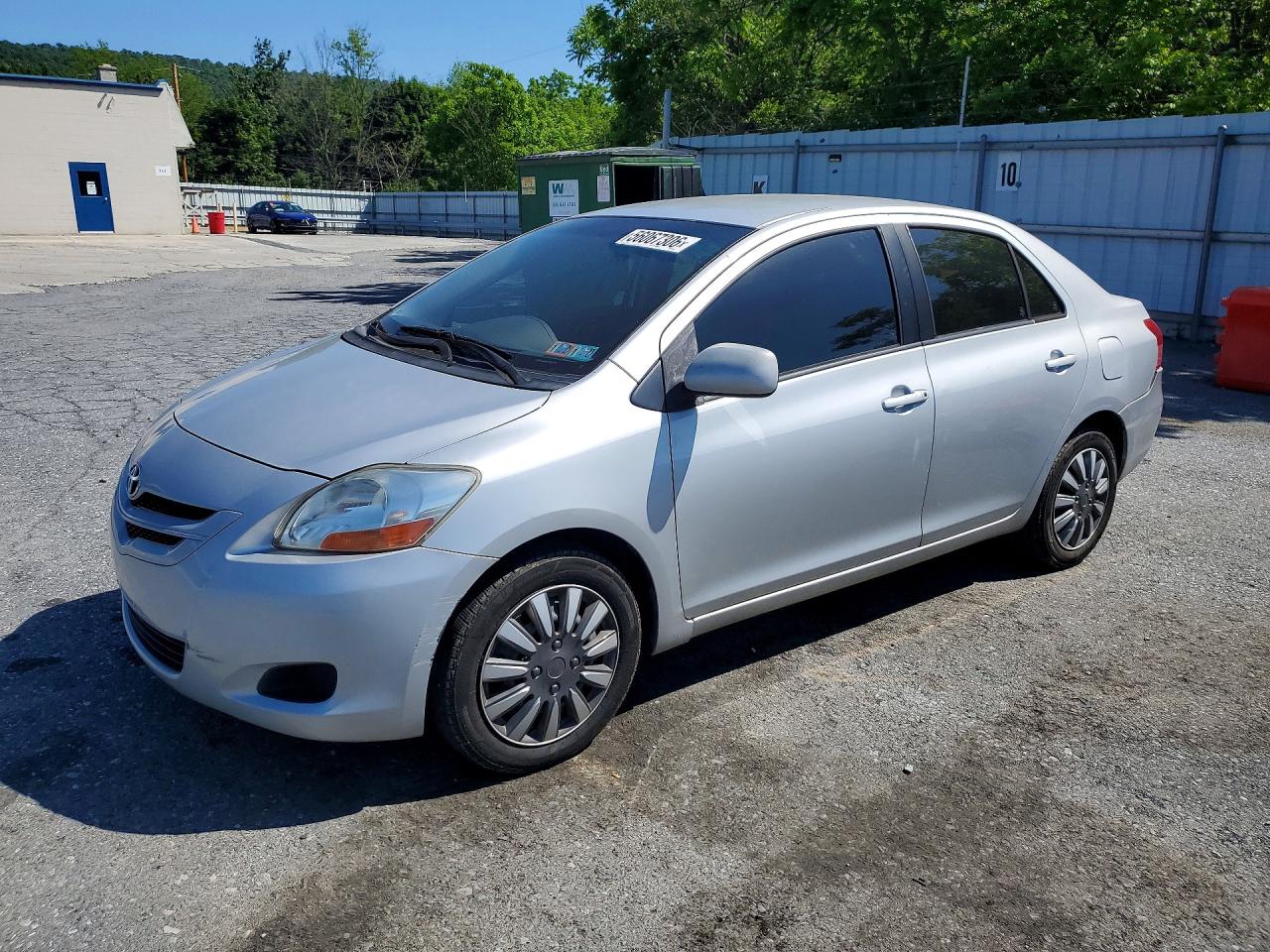 Salvage Toyota Yaris Image