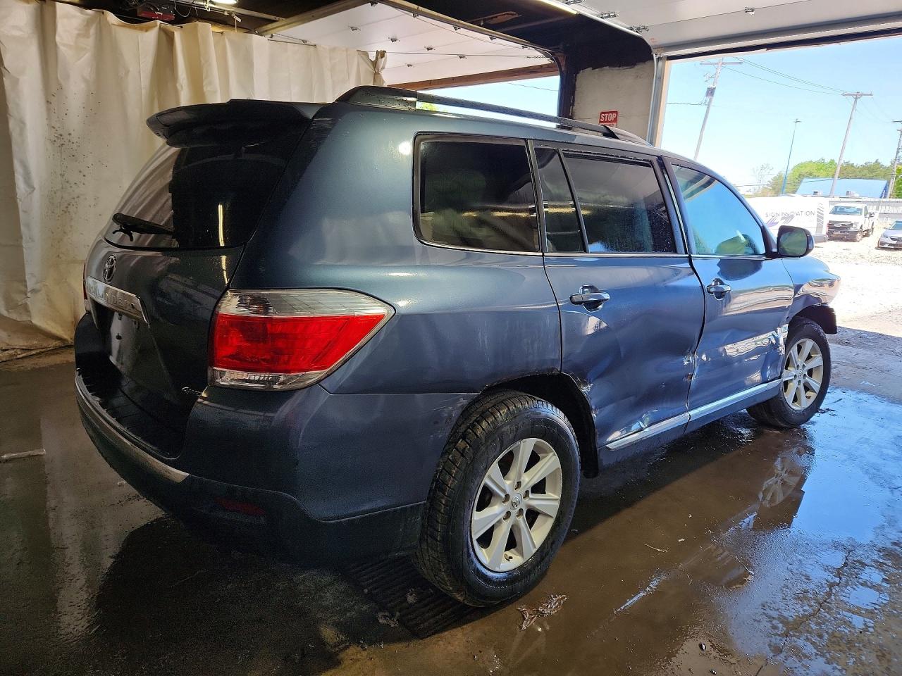 Toyota Highlander Plus