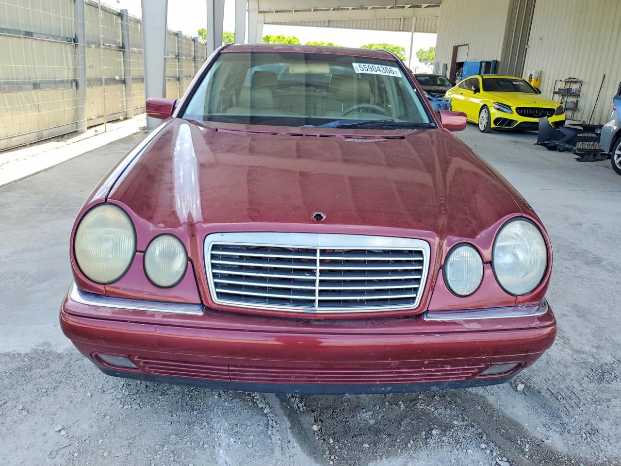 Mercedes-Benz E-Class 300td