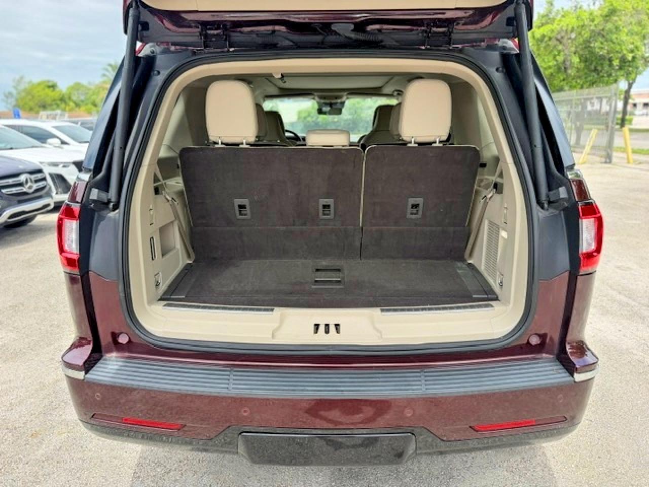 Lincoln Navigator Reserve