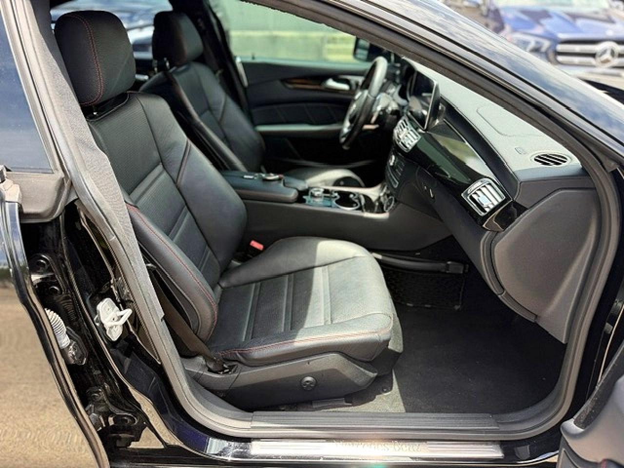 Mercedes-Benz Cls-class 550