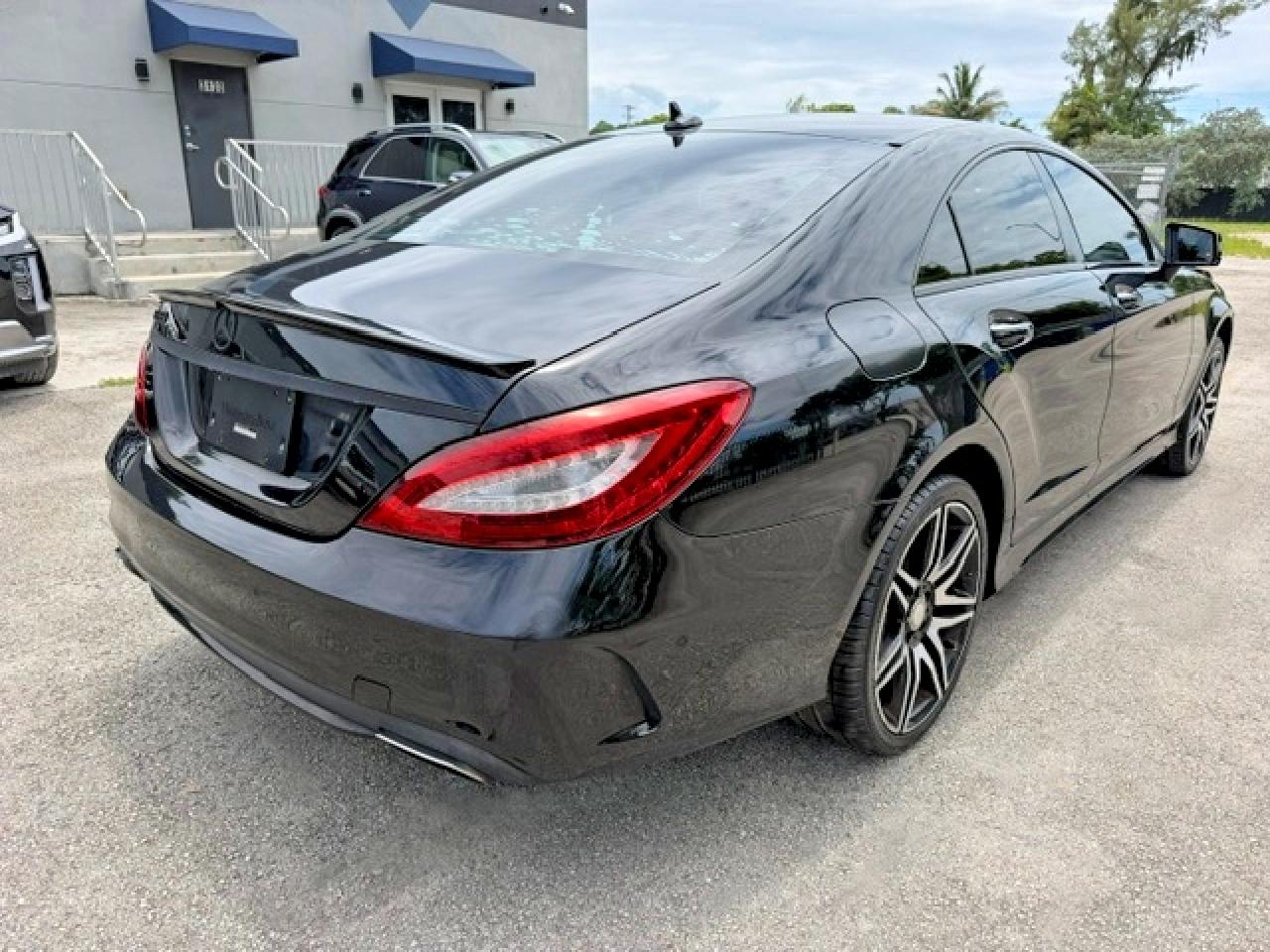 Mercedes-Benz Cls-class 550