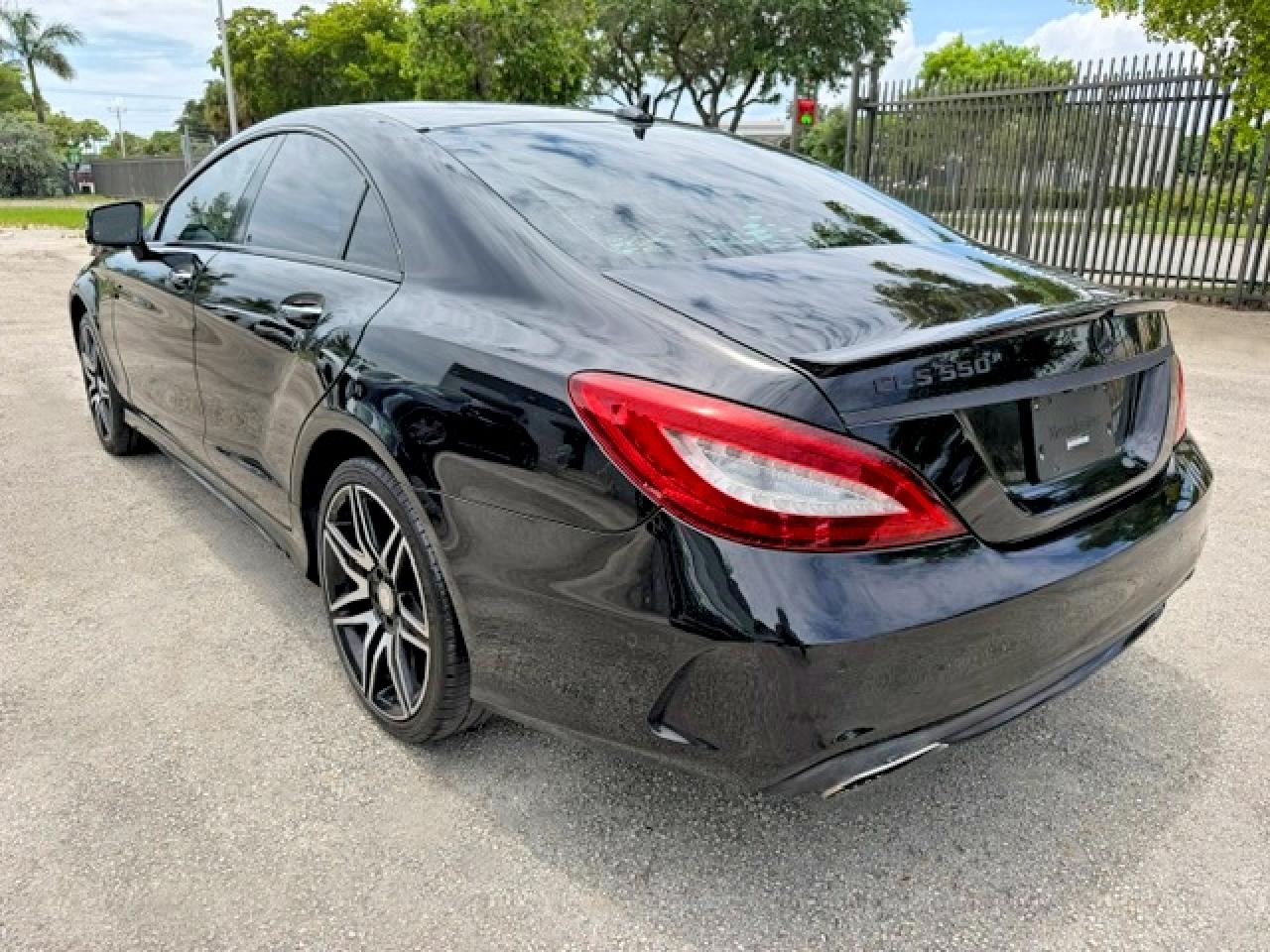 Mercedes-Benz Cls-class 550