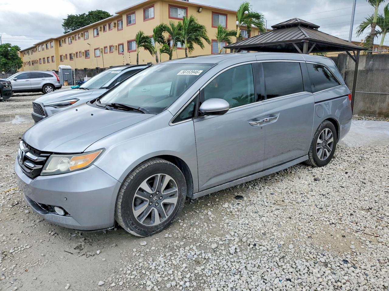 Salvage Honda Odyssey Image