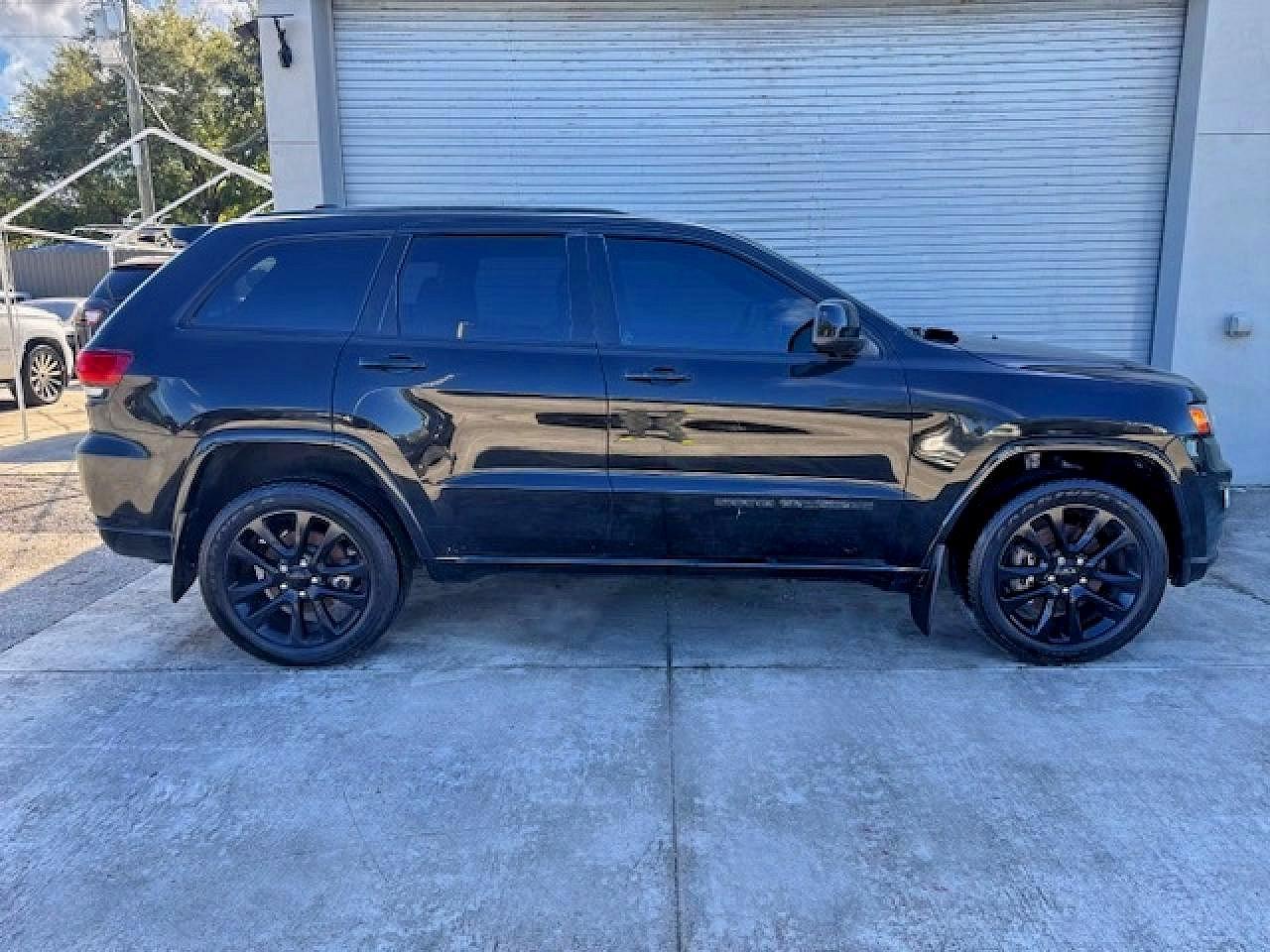 Jeep Cherokee Laredo