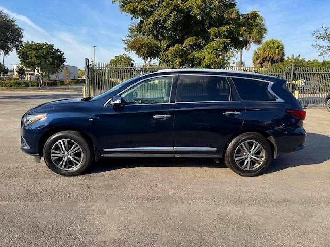 INFINITI Qx Pure