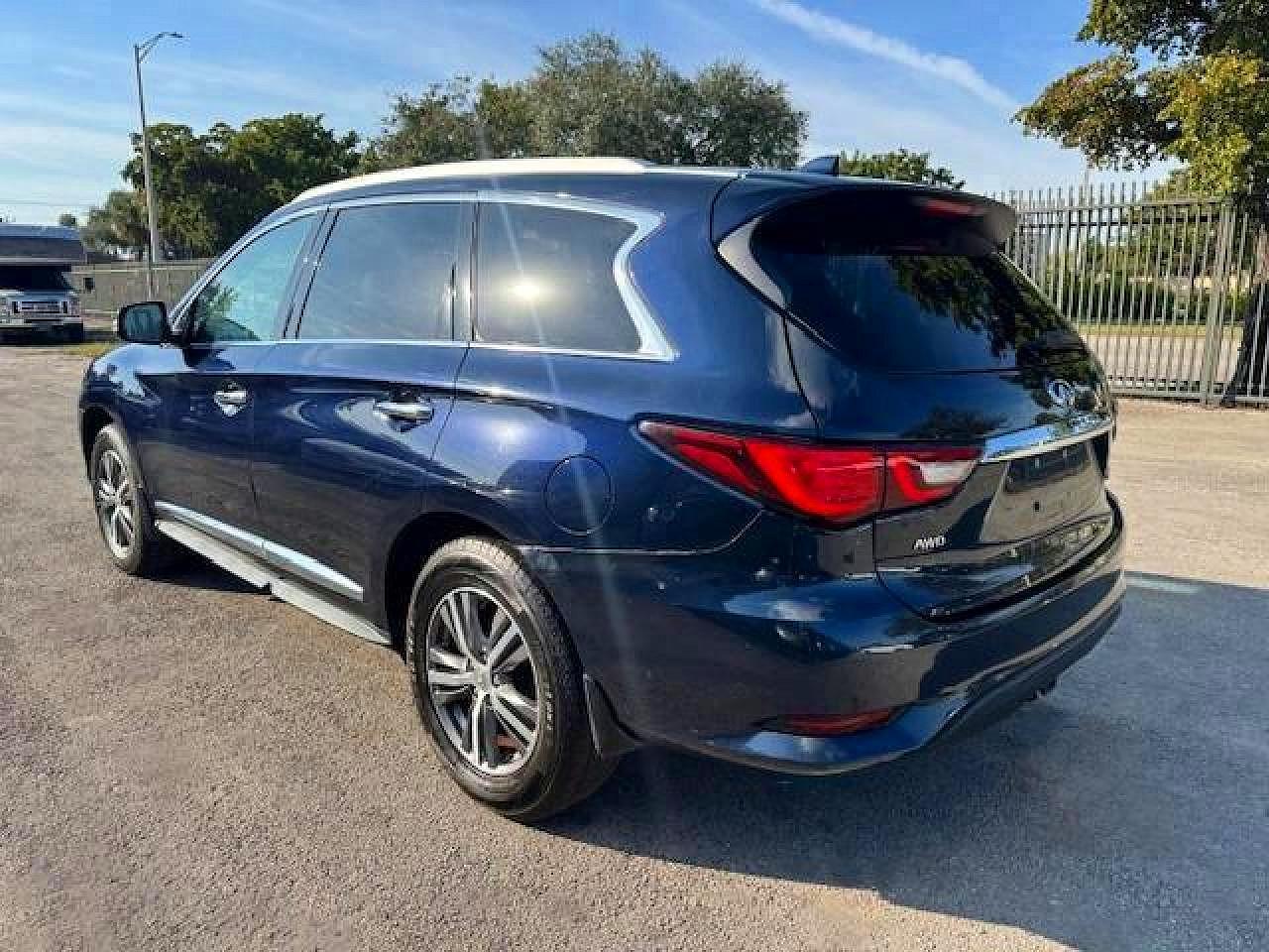 INFINITI Qx Pure