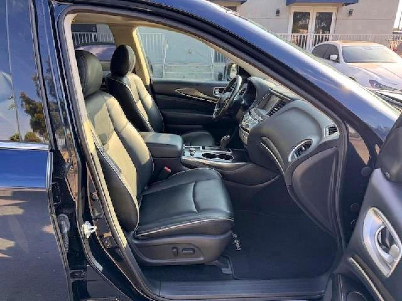 INFINITI Qx Pure