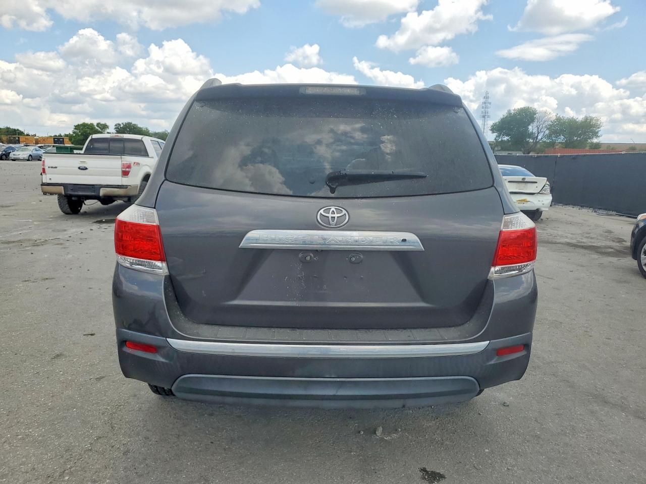 Toyota Highlander Se