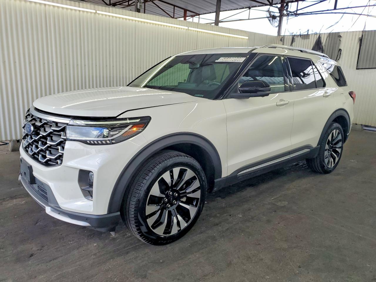 Salvage Ford Explorer Image