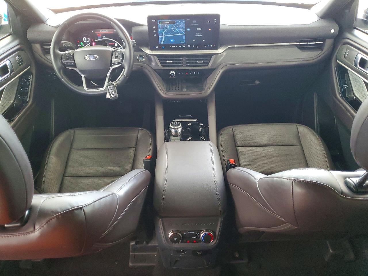 Ford Explorer Platinum