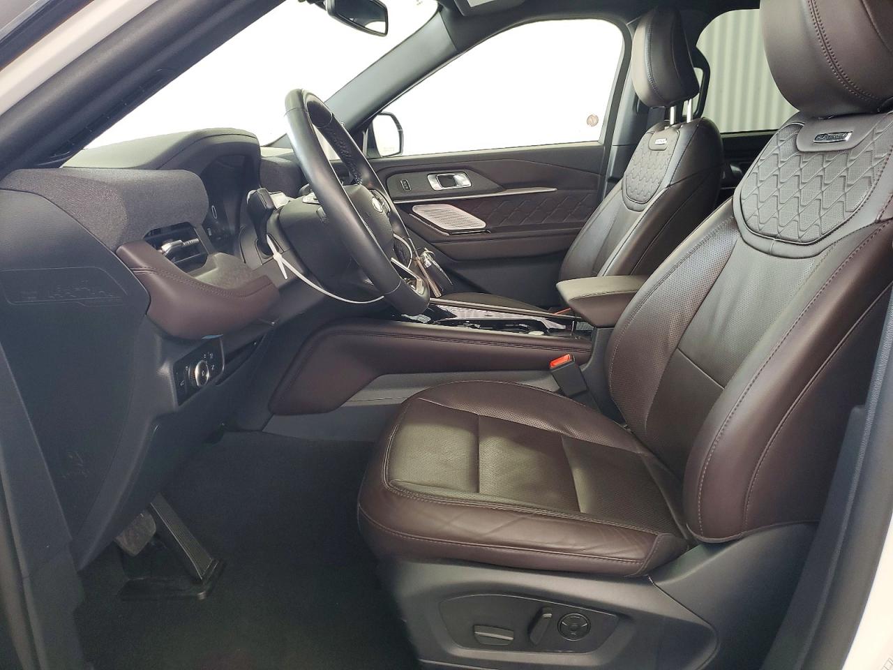 Ford Explorer Platinum