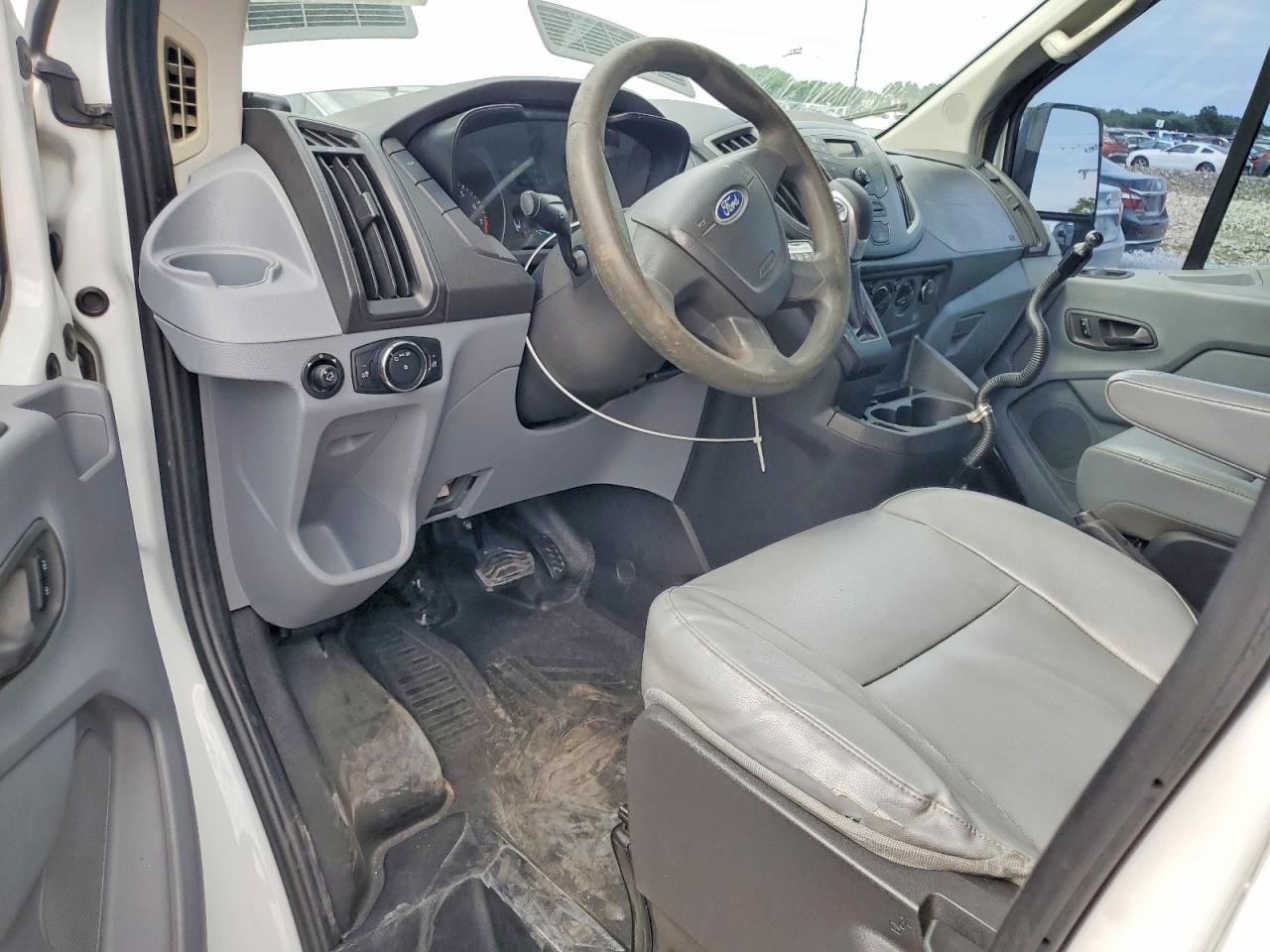 Ford Transit T-150