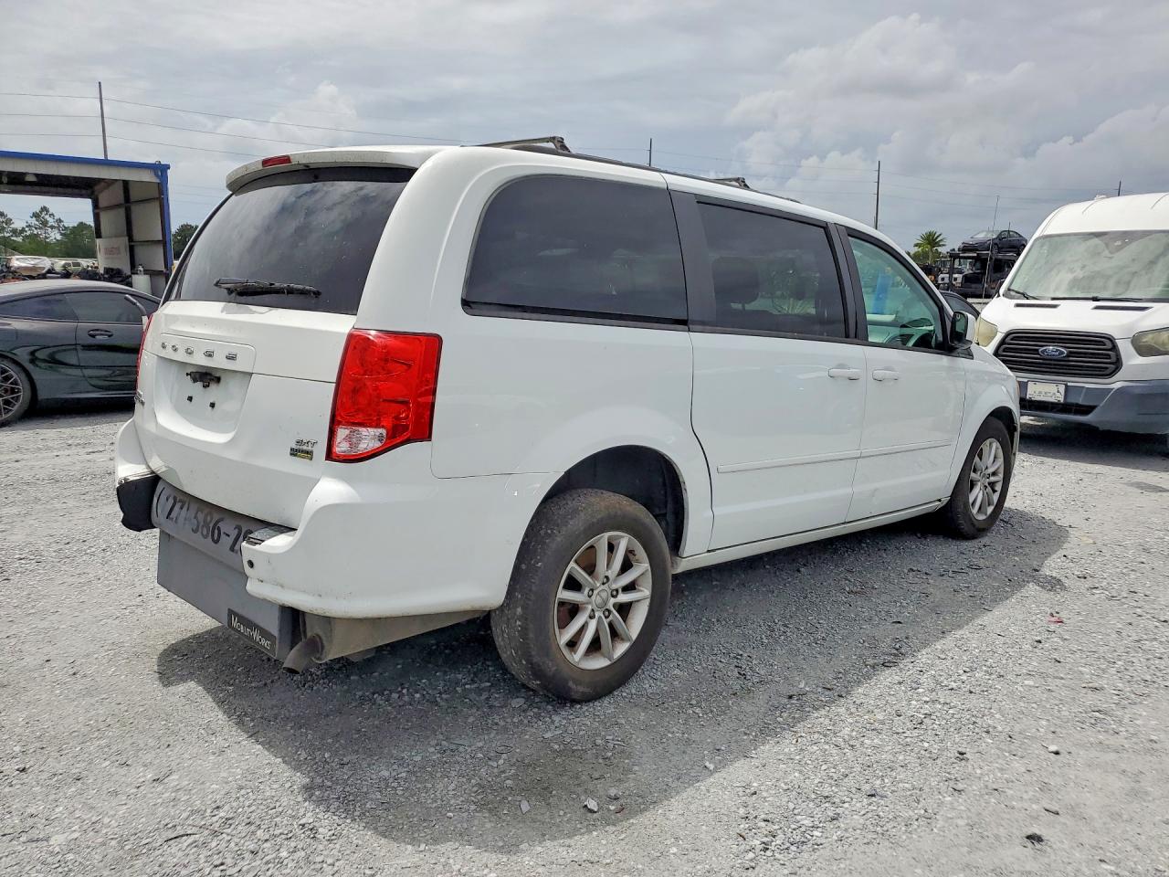 Dodge Caravan Sxt