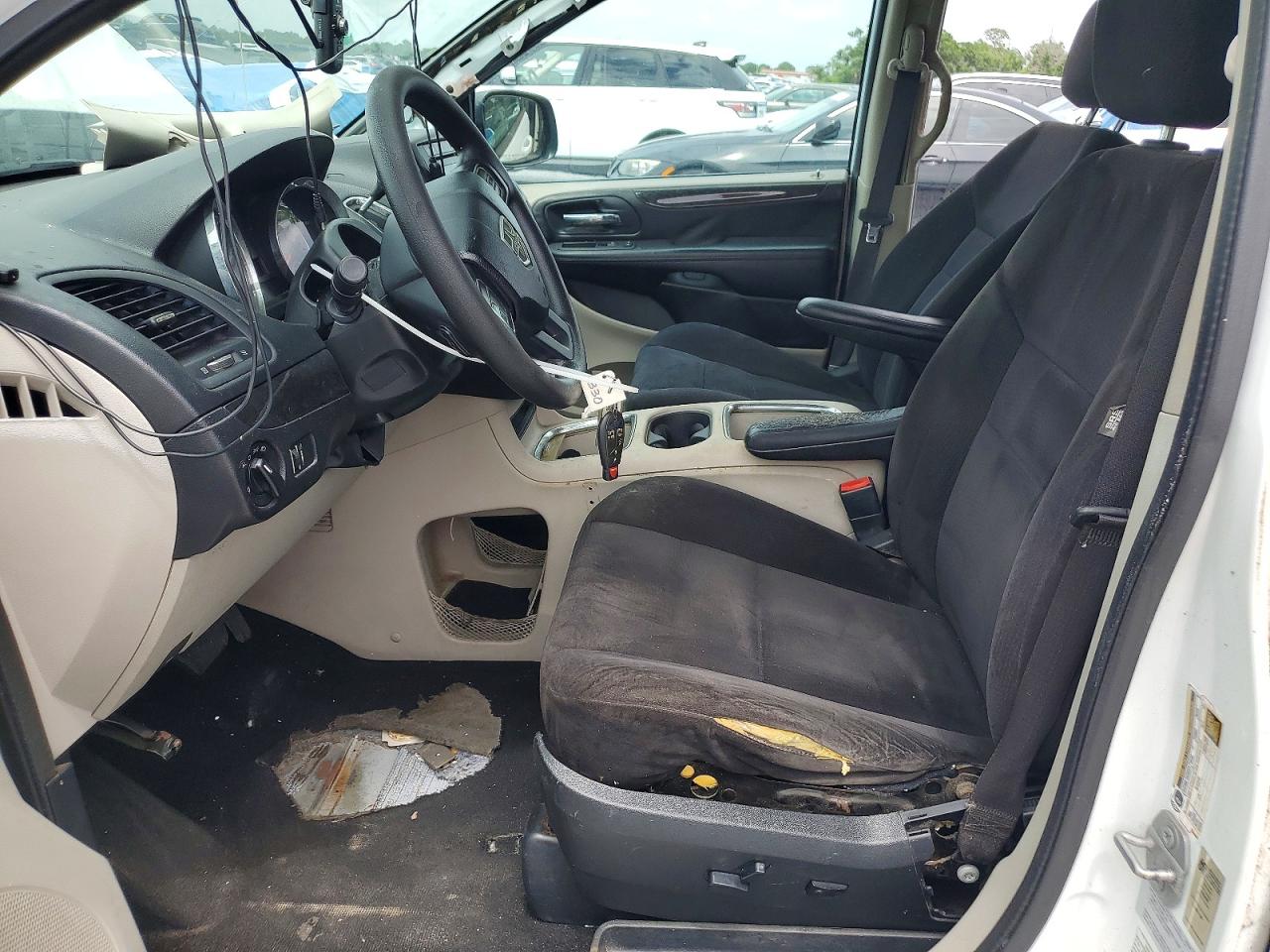 Dodge Caravan Sxt