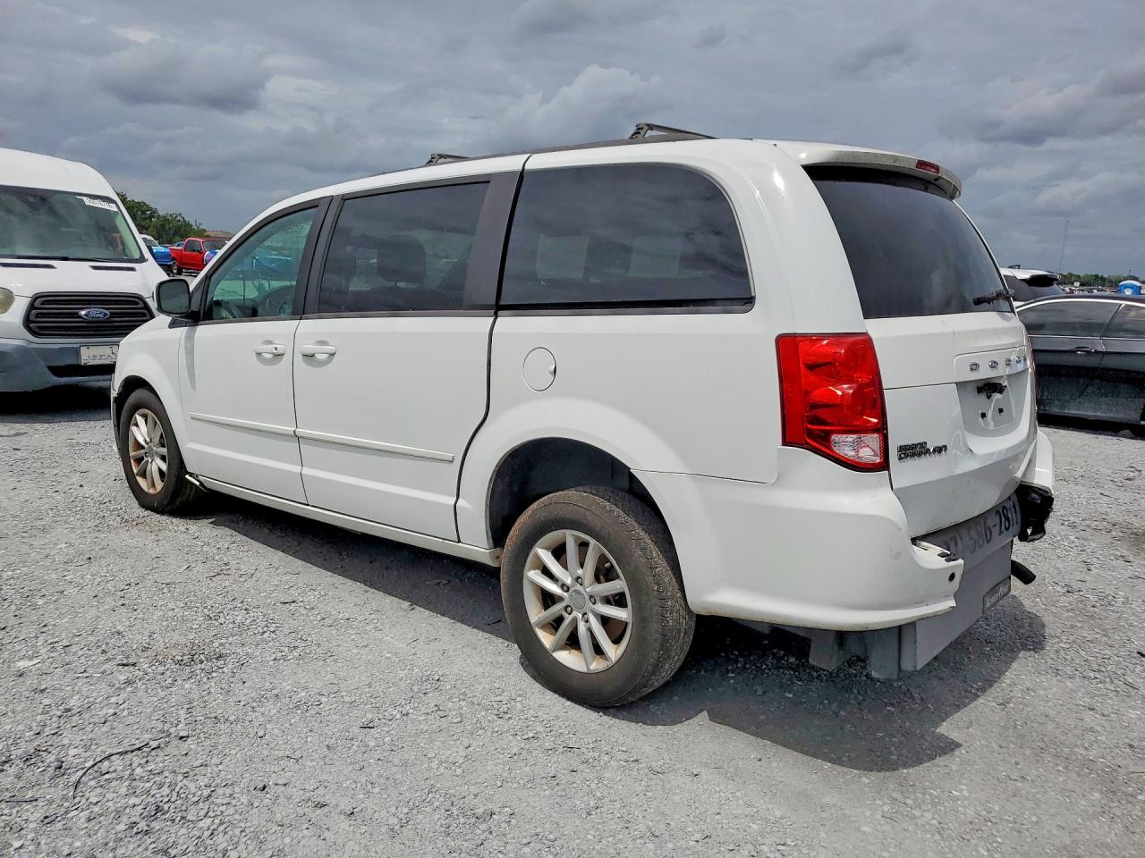 Dodge Caravan Sxt
