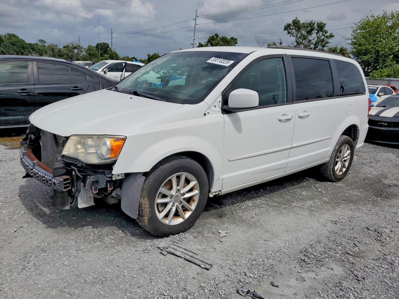 Salvage Dodge Caravan Image