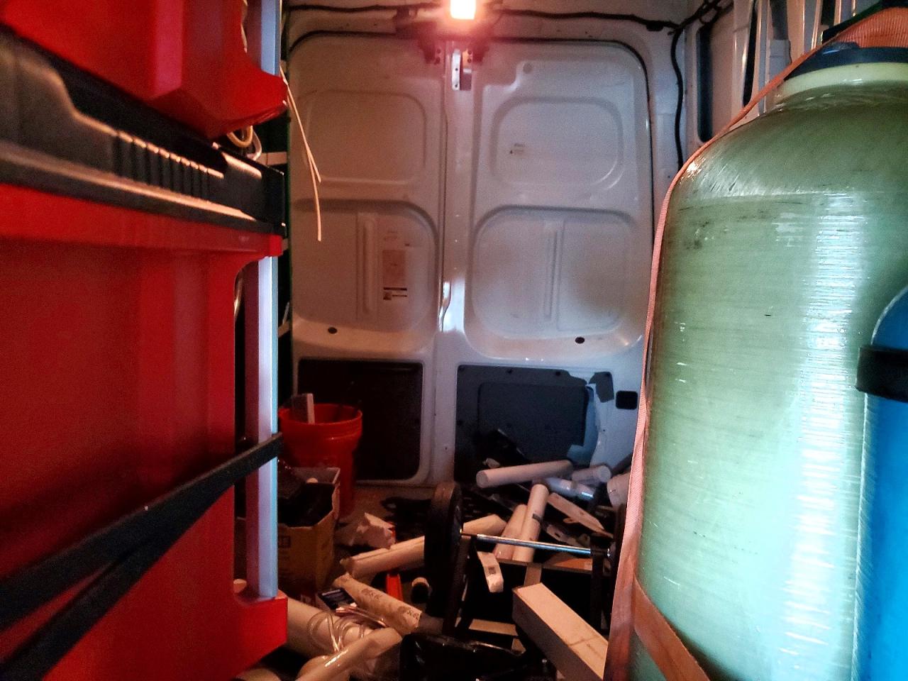 Nissan Nv 2500 Hd S