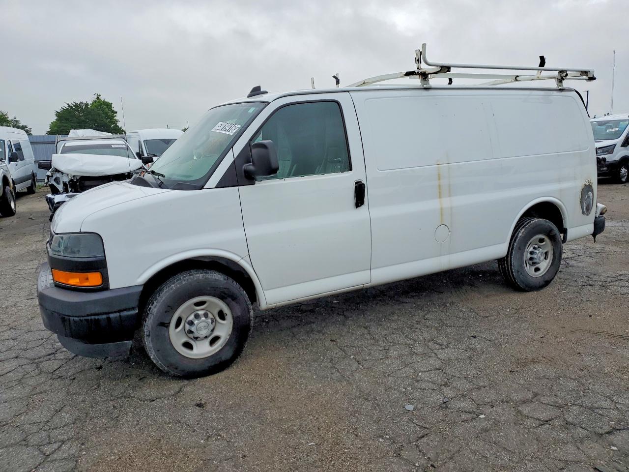 Salvage Chevrolet Express Image