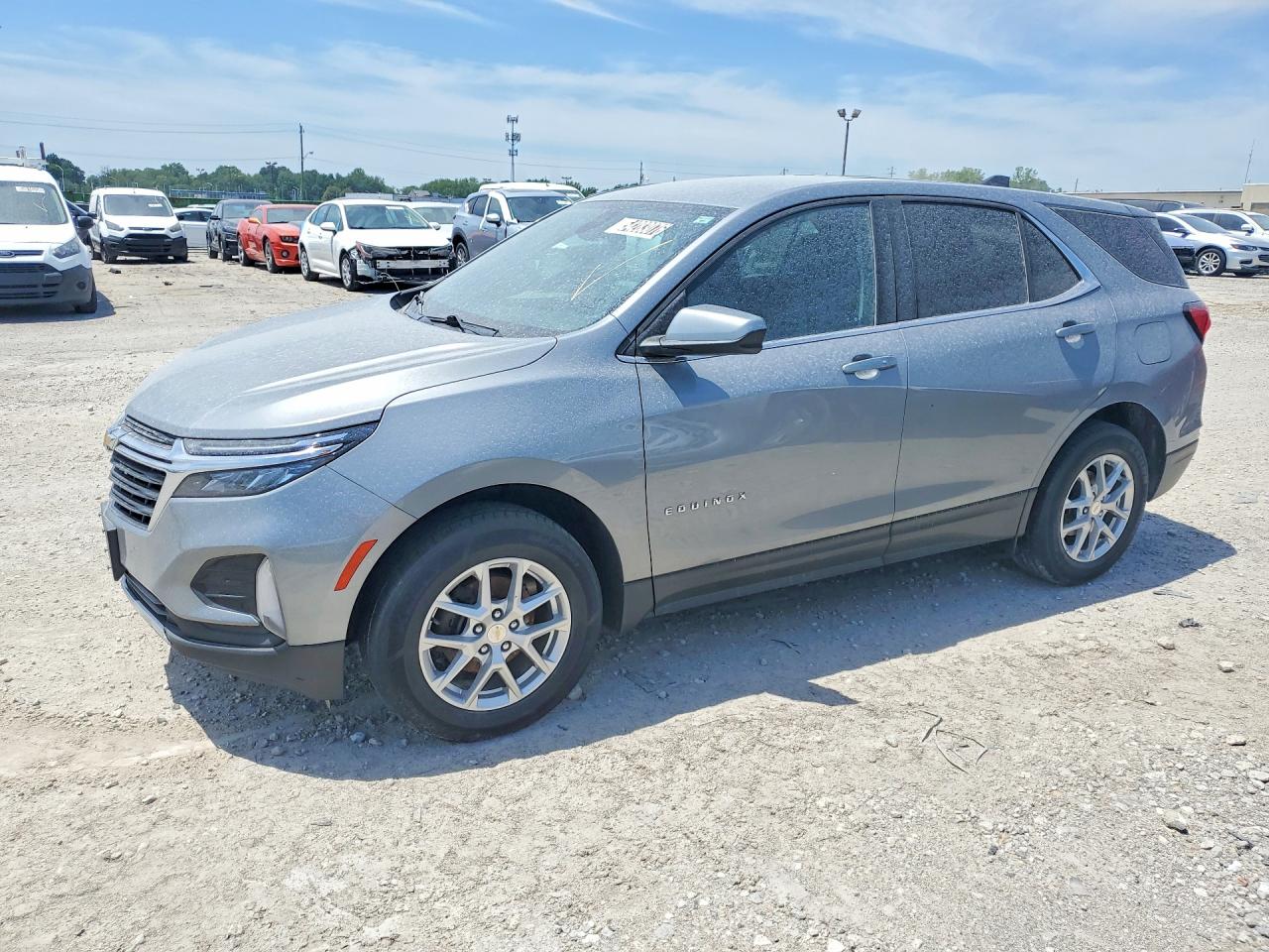 Salvage Chevrolet Equinox Image