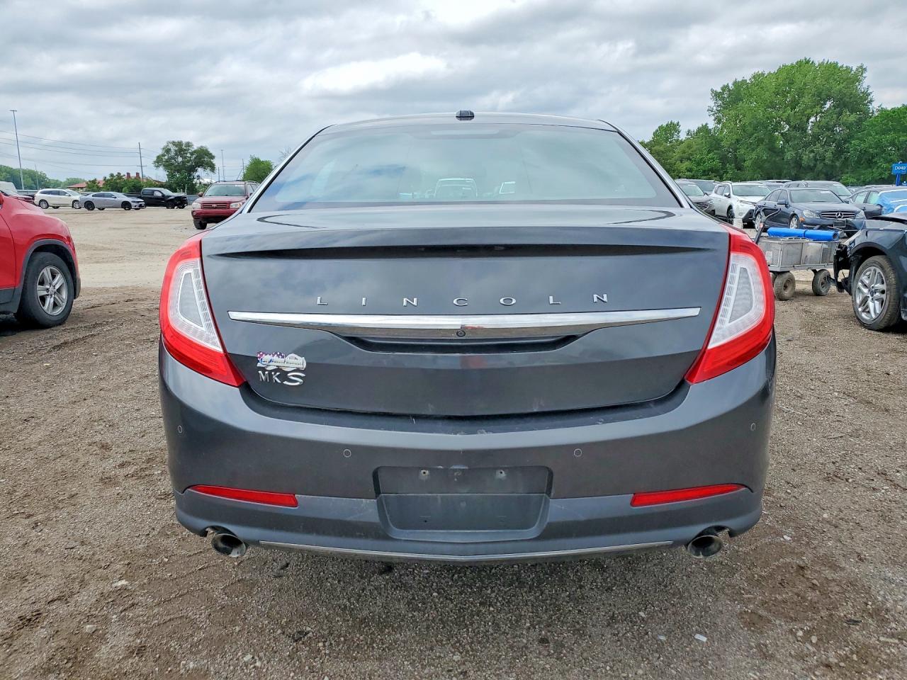 Lincoln MKS
