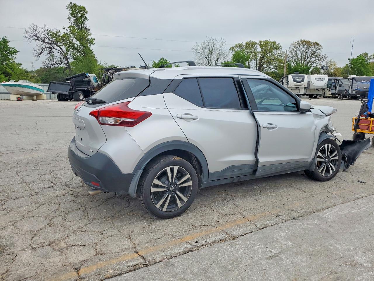Nissan Kicks Sv