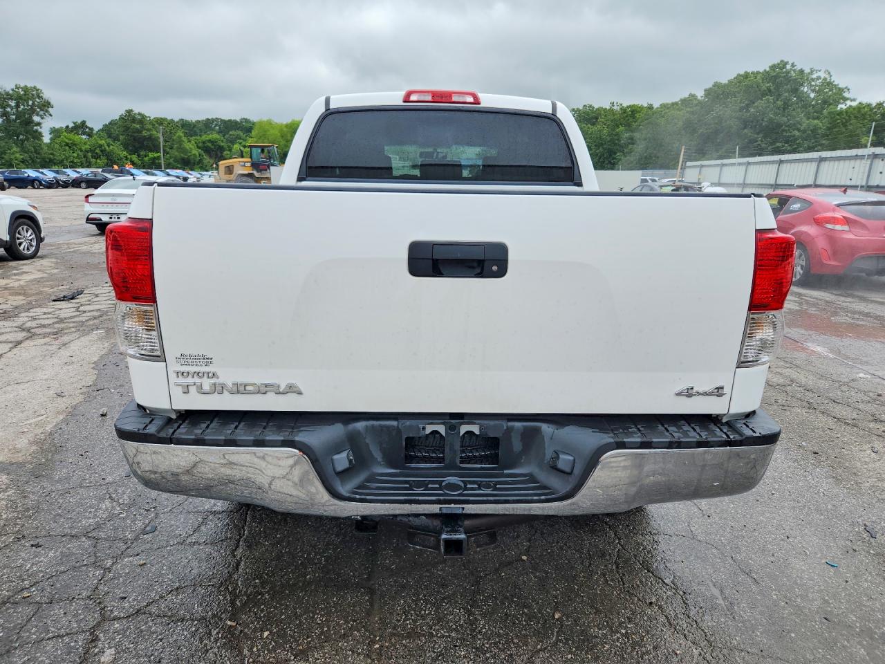 Toyota Tundra Crewmax Sr5