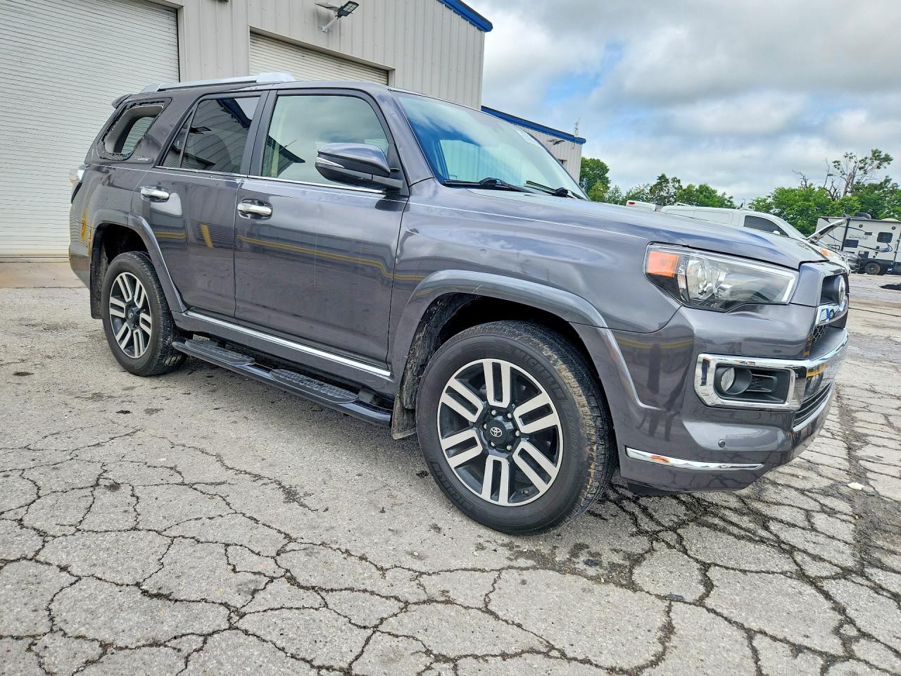 Toyota 4Runner Limited