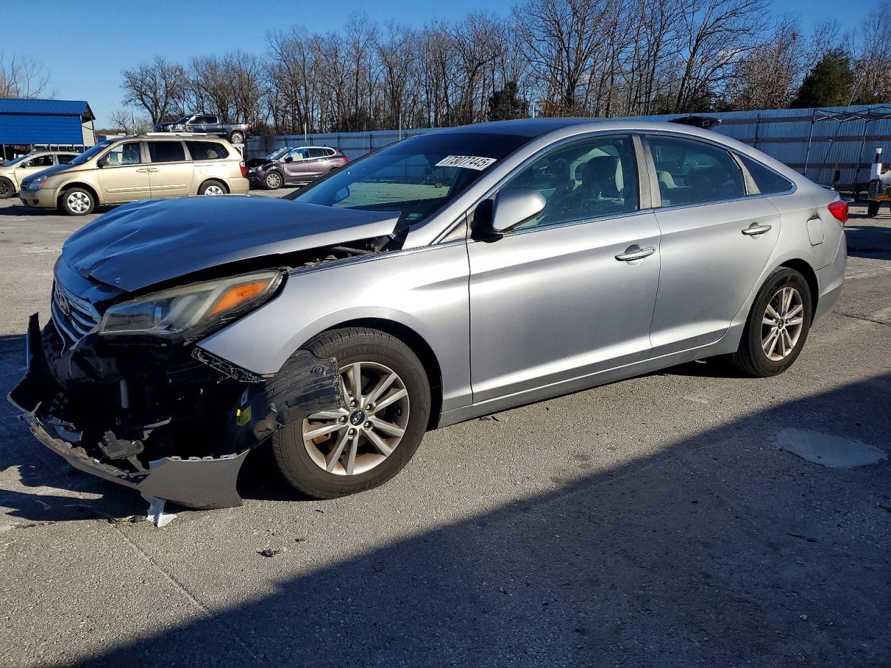 Salvage Hyundai SONATA Image