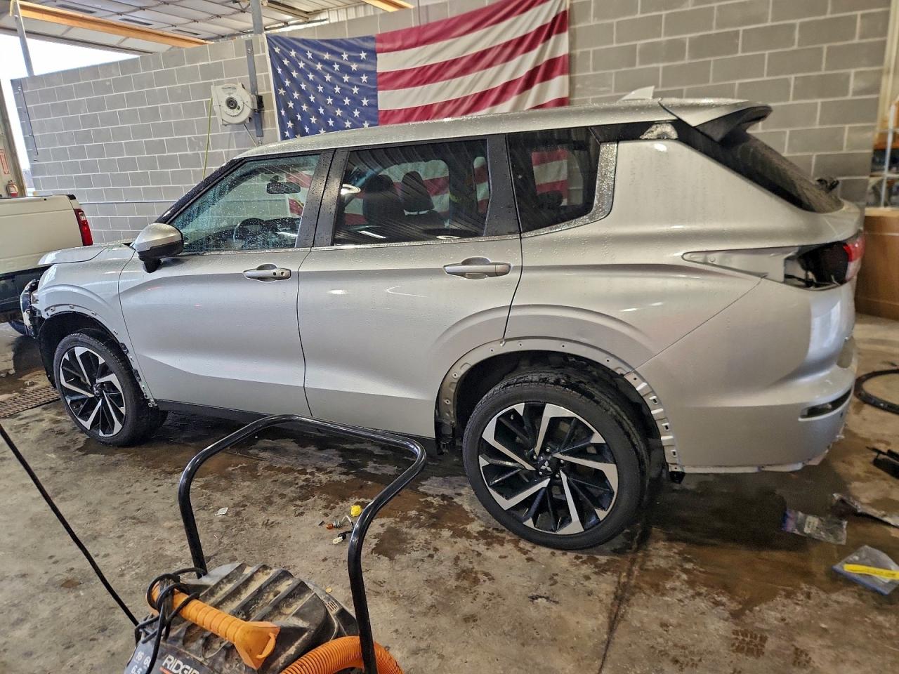 Mitsubishi Outlander Se