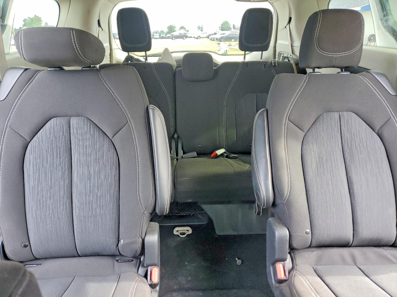 Chrysler Minivan Lx