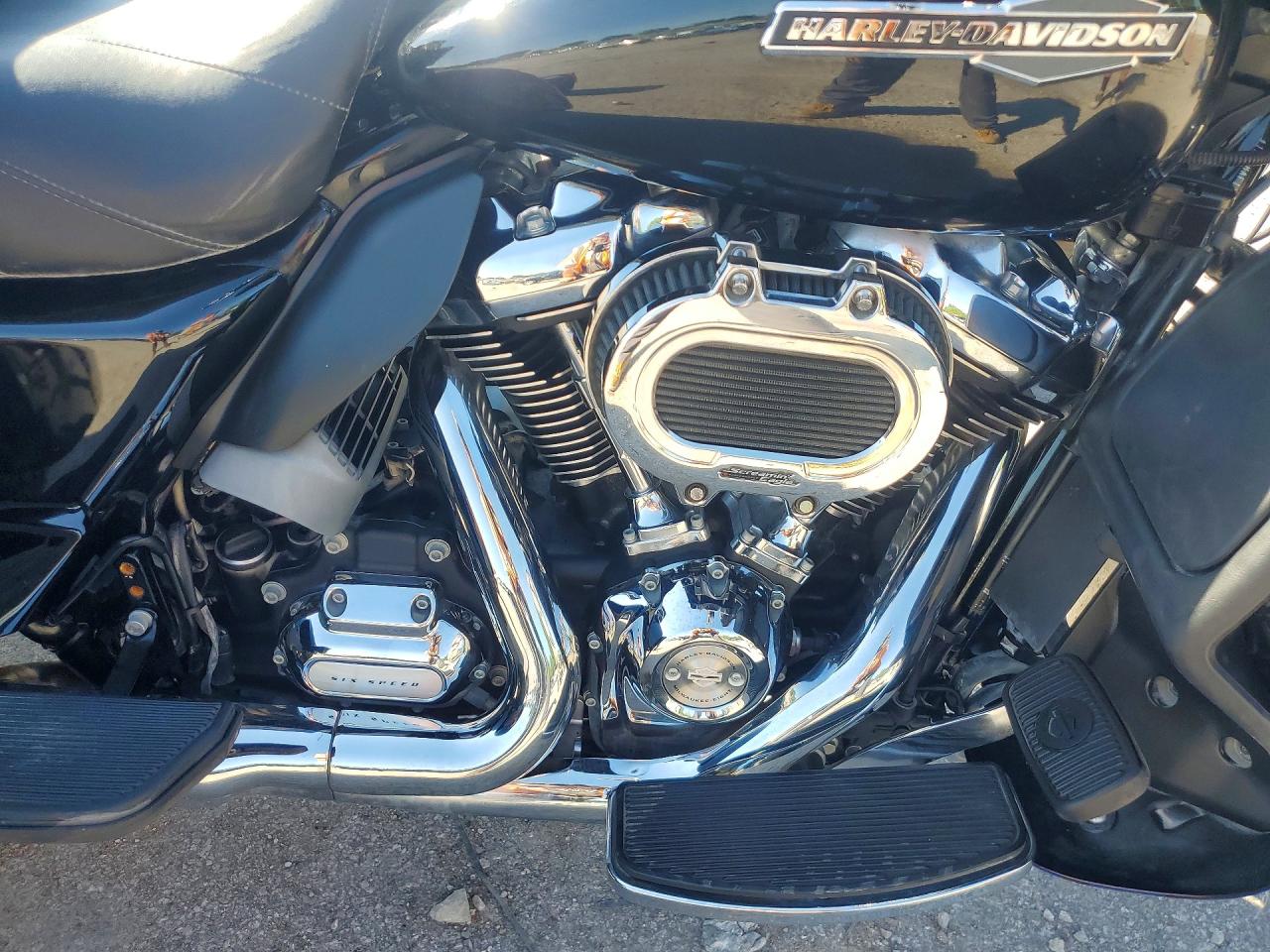 Harley-Davidson Fl