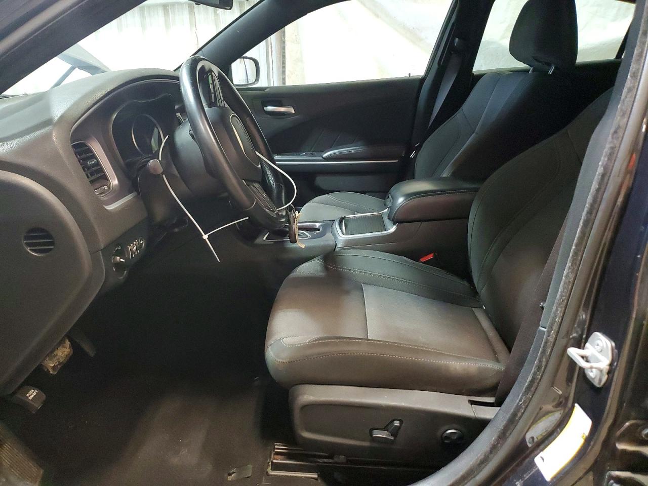 Dodge Charger Sxt