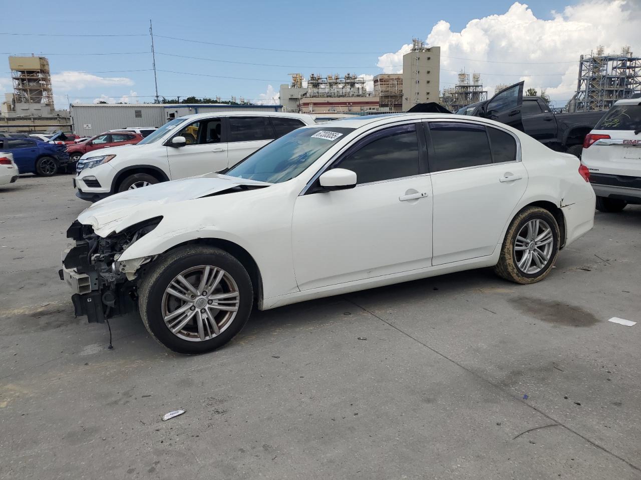 Salvage INFINITI G37 Image
