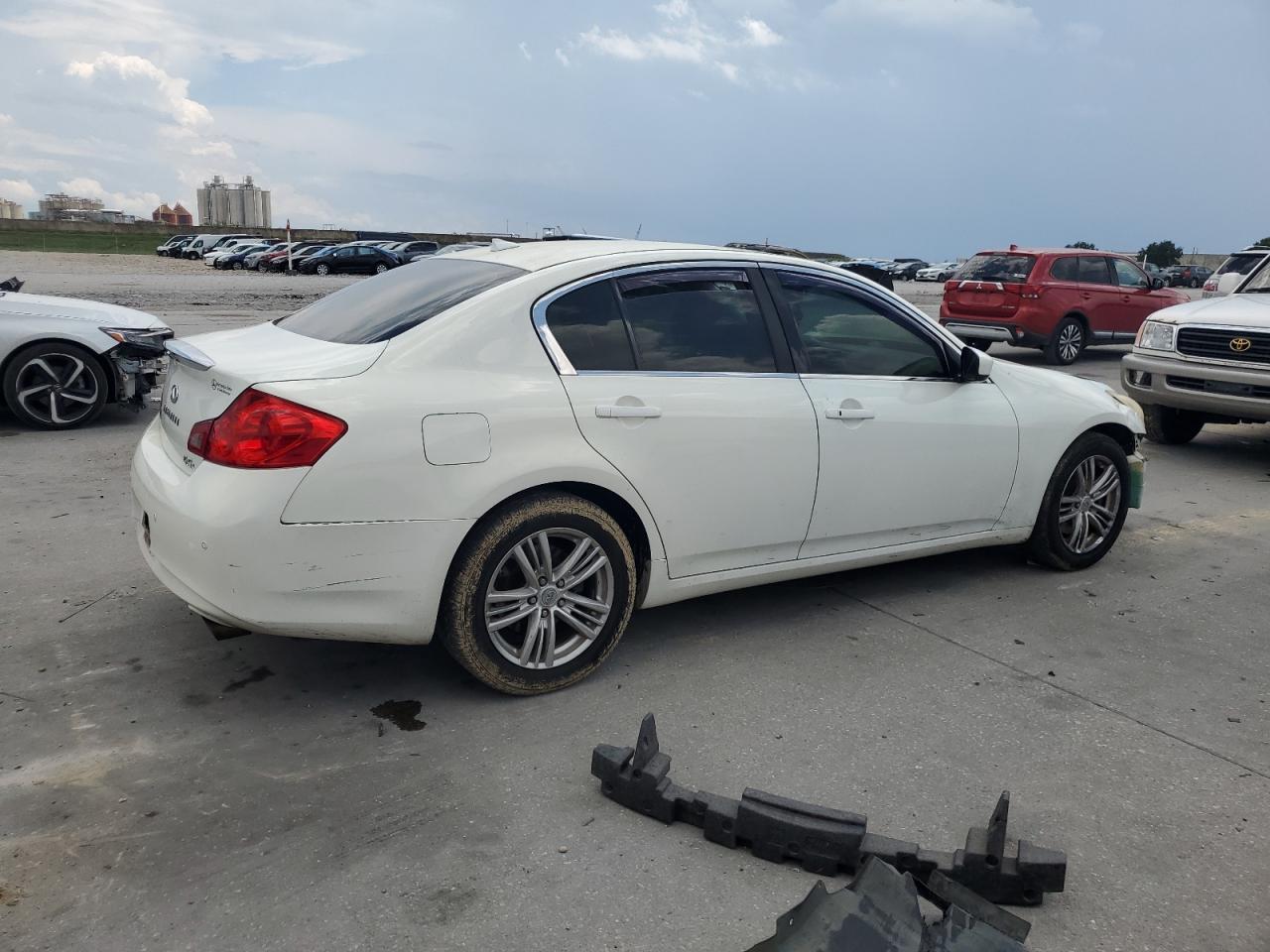 INFINITI G37