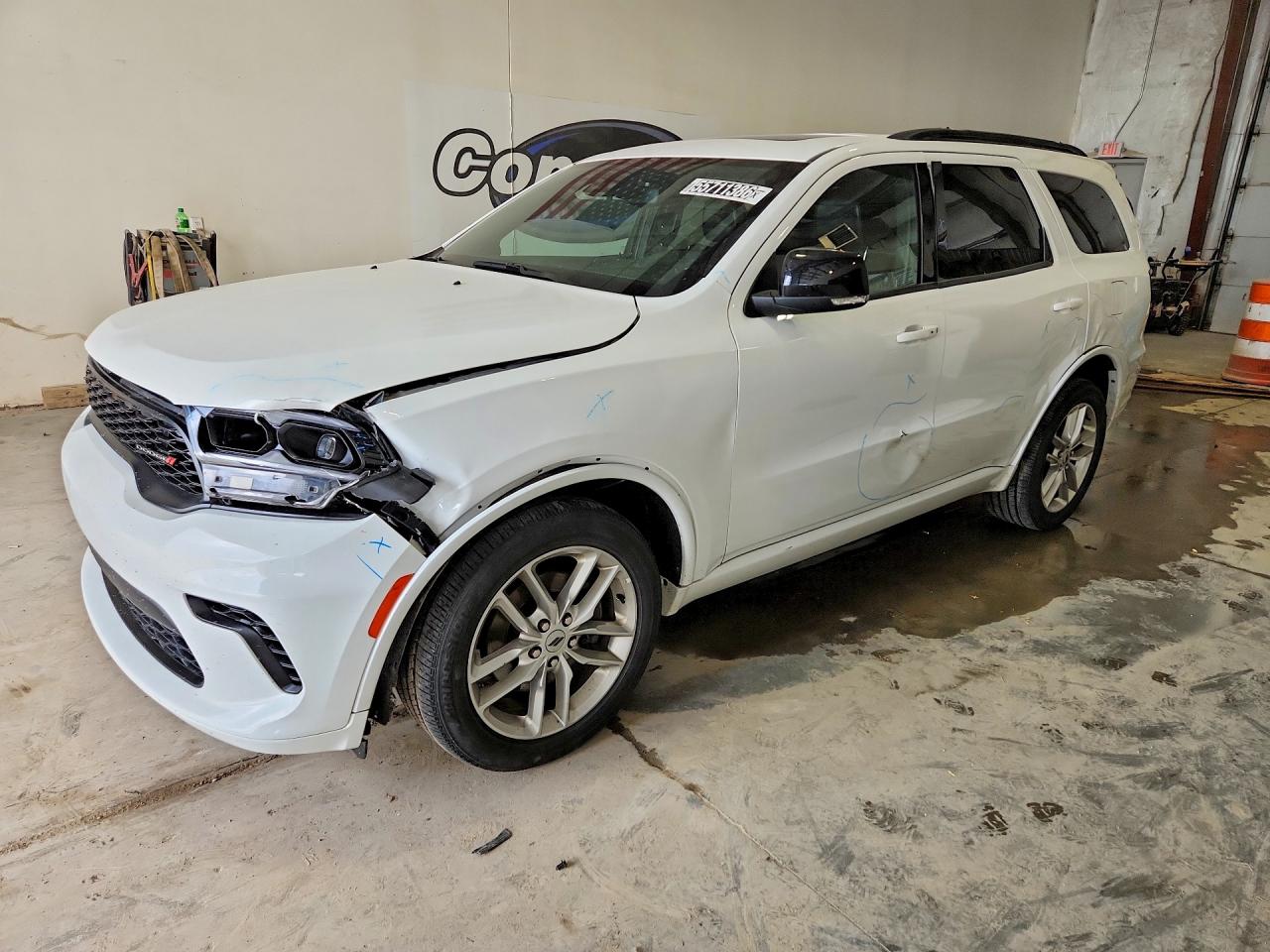 Salvage Dodge Durango Image