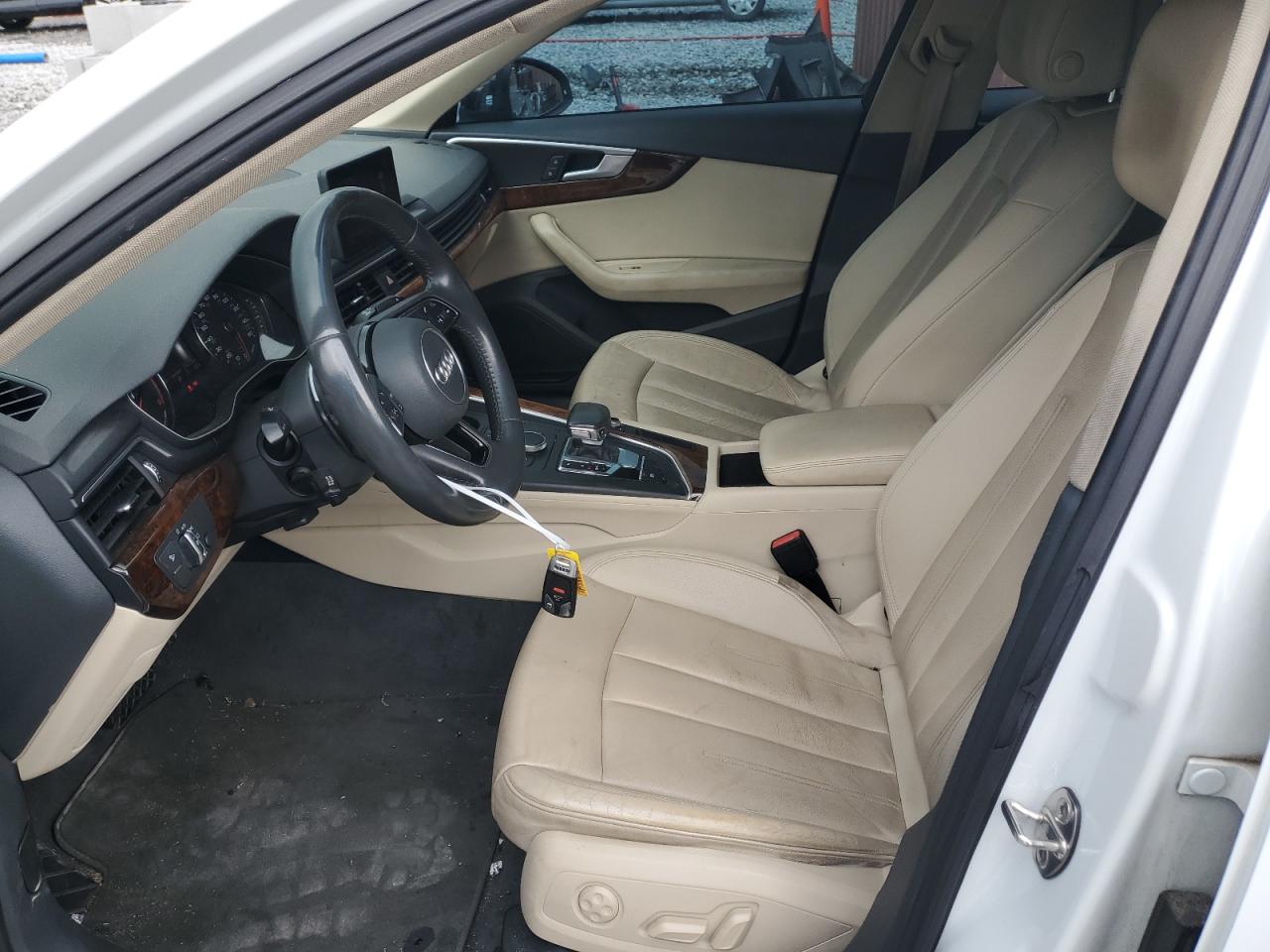 Audi A4 Premium