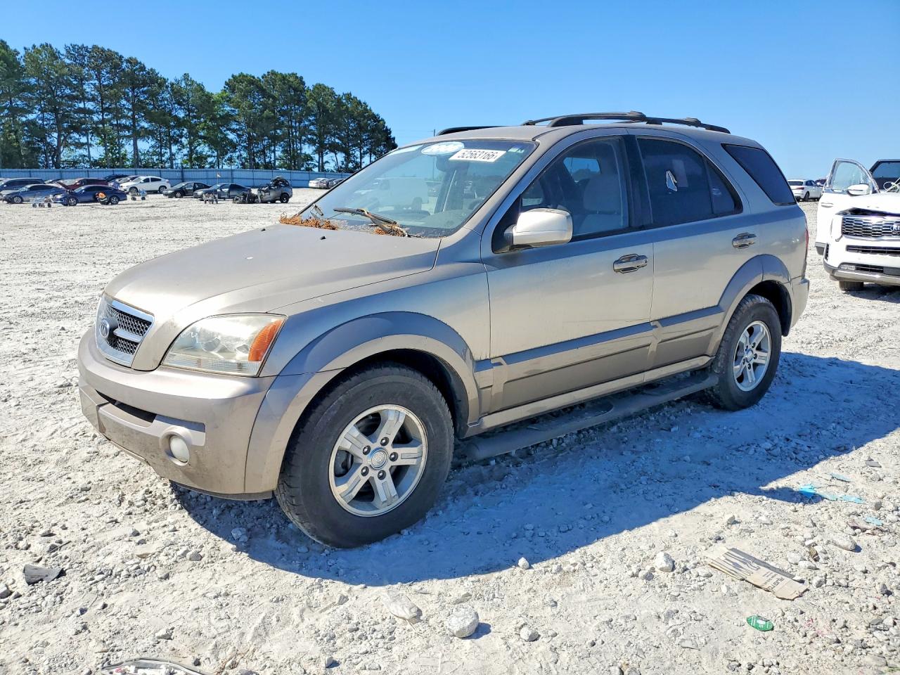 Salvage Kia Sorento Image