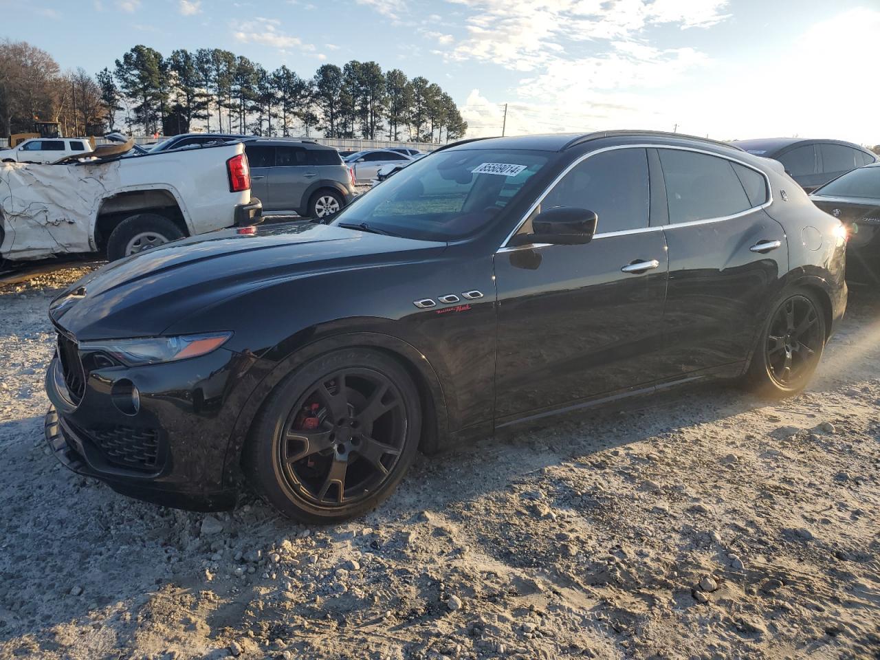 Salvage Maserati Levante Image