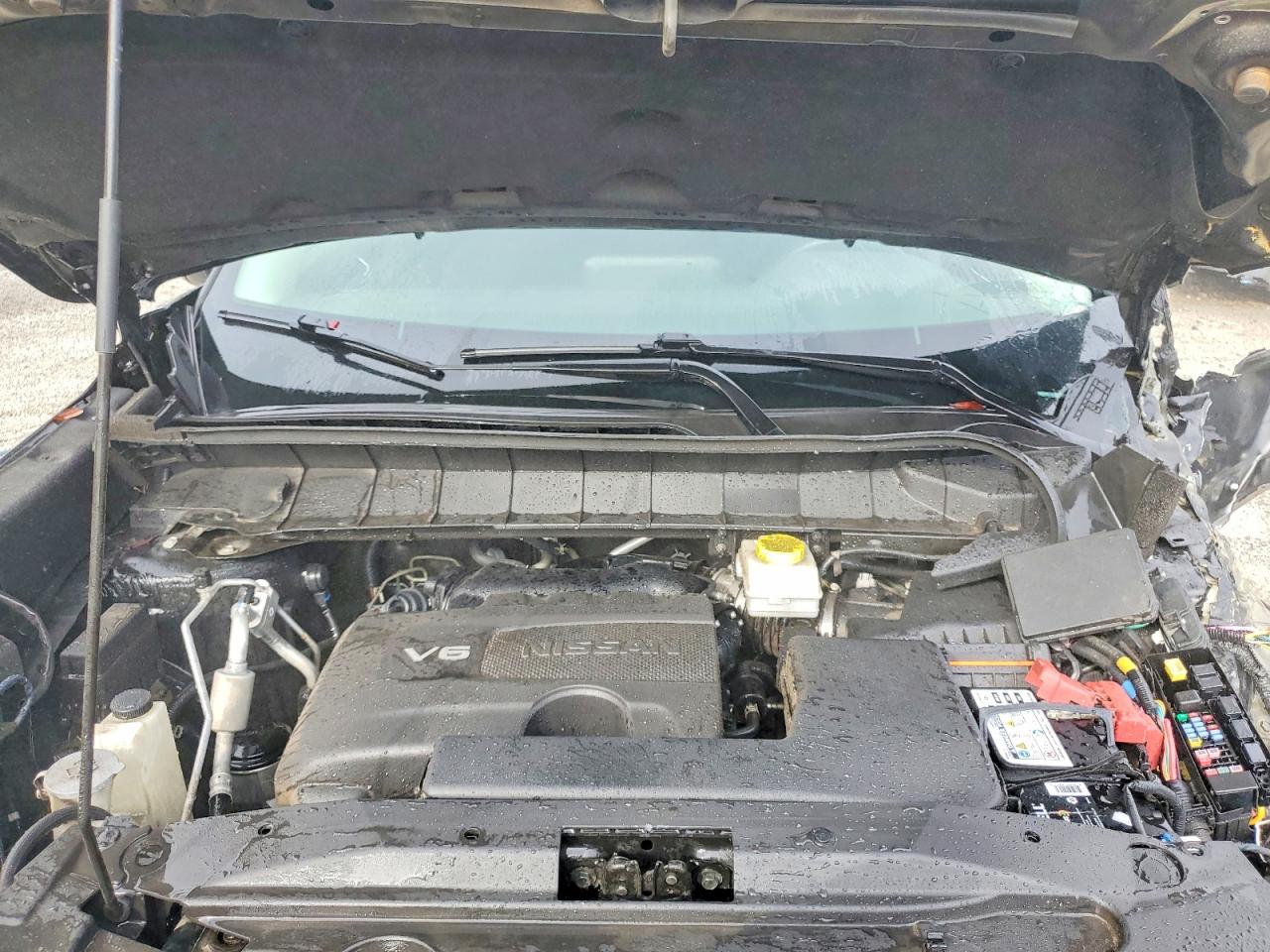 Nissan Pathfinder Sv