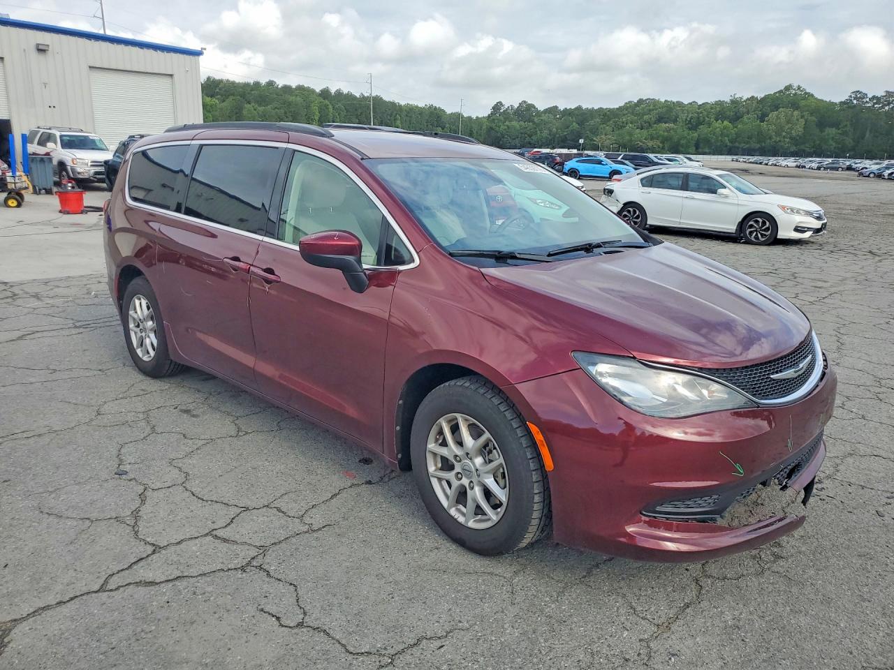 Chrysler Minivan Lxi