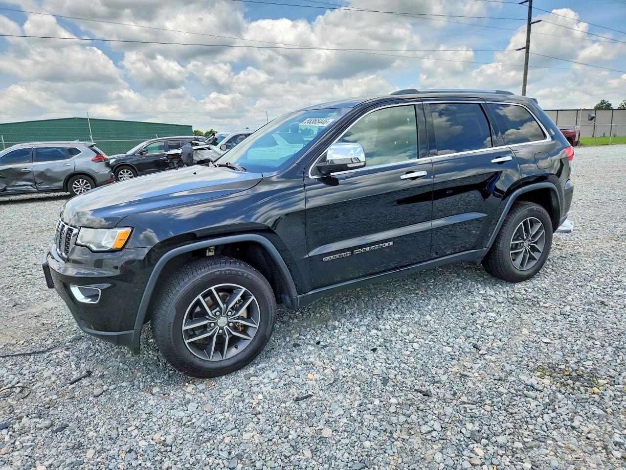 Salvage Jeep Cherokee Image