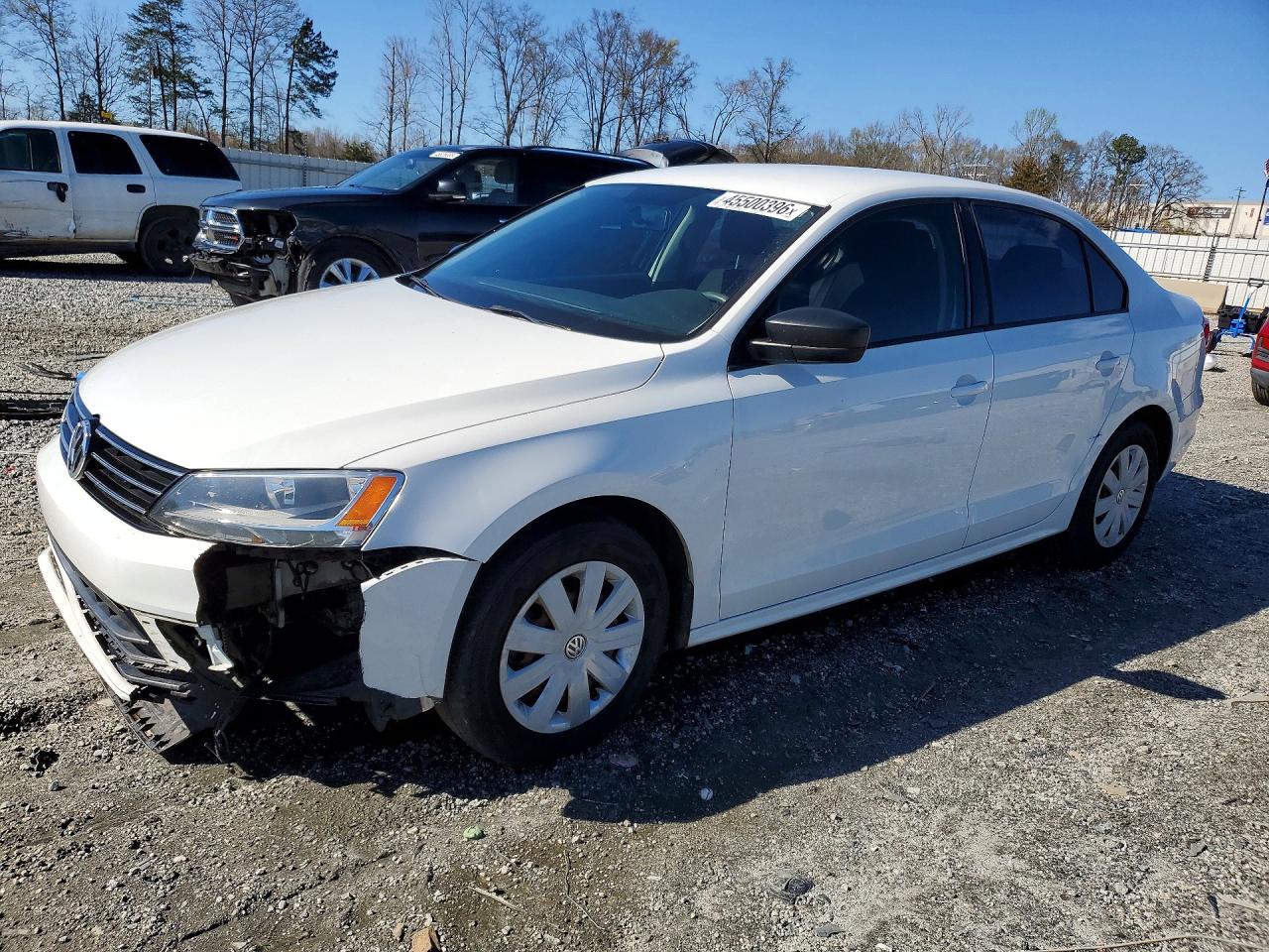 Salvage Volkswagen Jetta Image