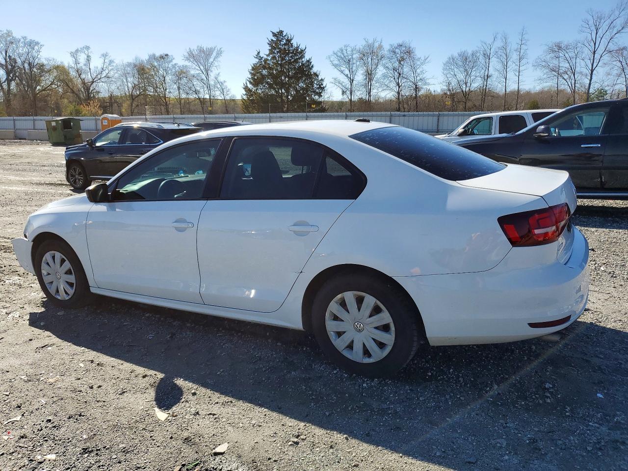 Volkswagen Jetta S